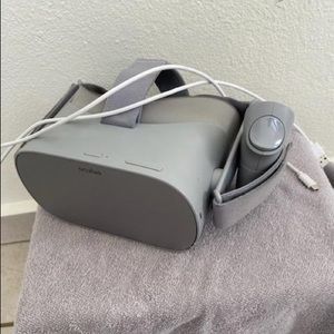 OCULUS GO